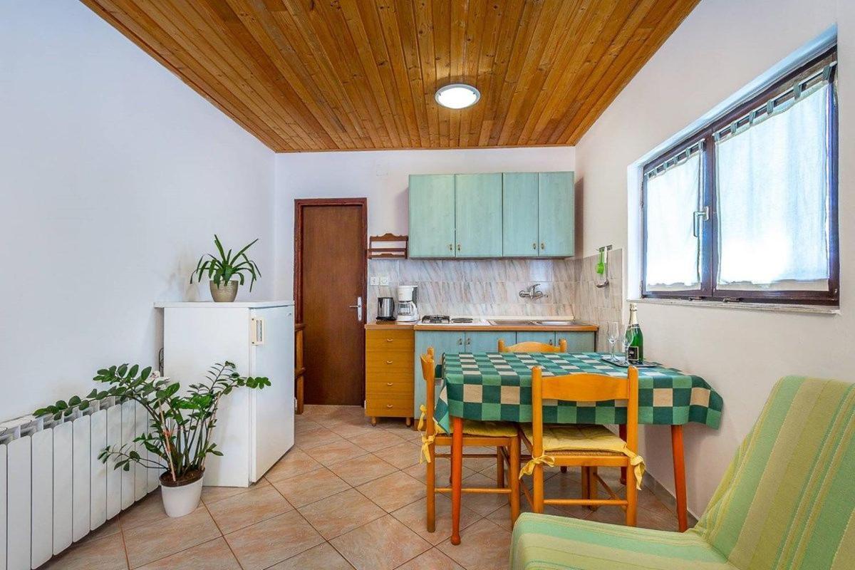 Apartments Dragica Valbandon Eksteriør bilde